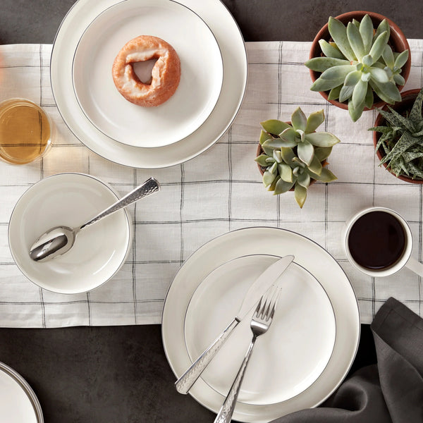 Oneida 24 Seven Black Rim 12-Piece Dinnerware Set